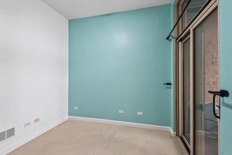 Tiny photo for 3113 W Lawrence Avenue #A201, Chicago, IL 60625 (MLS # 12587008)