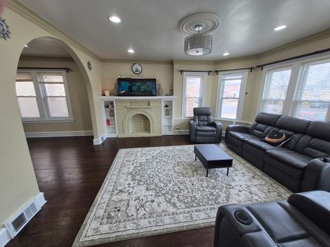 Tiny photo for 4855 W Argyle Street, Chicago, IL 60630 (MLS # 12589409)