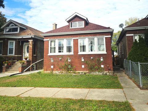 Photo of 3750 W 65th Street, Chicago, IL 60629 (MLS # 12508533) Photo of 3750 W 65th Street, Chicago, IL 60629 (MLS # 12508533)