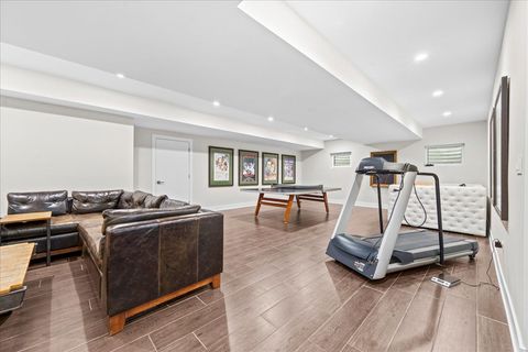 Tiny photo for 2009 Skyelar Court, Highland Park, IL 60035 (MLS # 12613254)