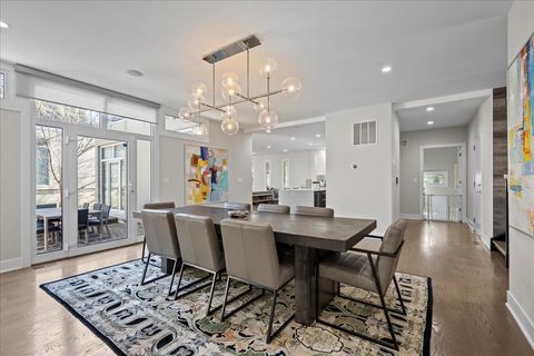 Tiny photo for 2009 Skyelar Court, Highland Park, IL 60035 (MLS # 12613254)