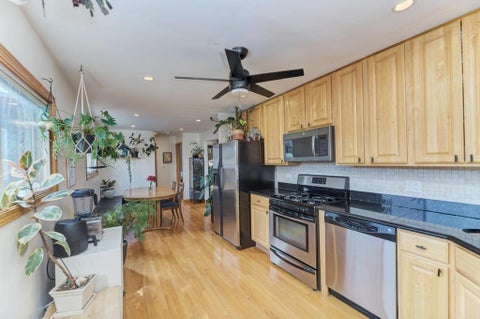Tiny photo for 7453 N Sheridan Road #3B, Chicago, IL 60626 (MLS # 12757807)