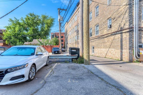 Tiny photo for 7453 N Sheridan Road #3B, Chicago, IL 60626 (MLS # 12757807)
