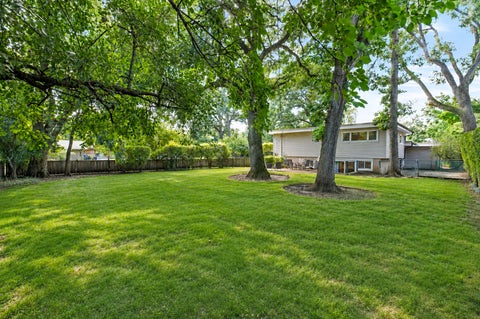 Tiny photo for 2843 Twin Oaks Drive, Highland Park, IL 60035 (MLS # 12735177)