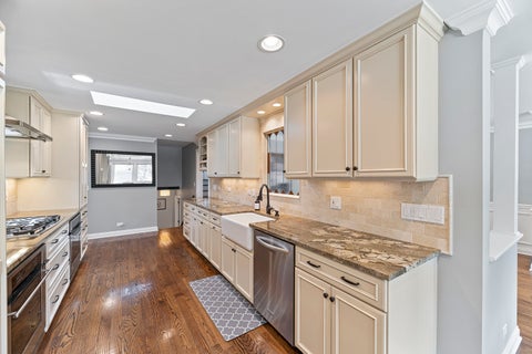 Tiny photo for 2843 Twin Oaks Drive, Highland Park, IL 60035 (MLS # 12735177)
