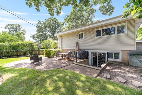 Tiny photo for 2843 Twin Oaks Drive, Highland Park, IL 60035 (MLS # 12735177)