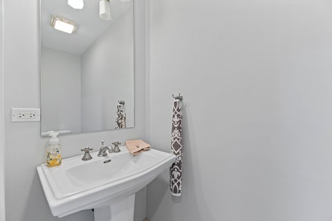 Tiny photo for 2843 Twin Oaks Drive, Highland Park, IL 60035 (MLS # 12735177)