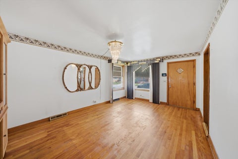 Tiny photo for 624 MARSHALL Avenue, Bellwood, IL 60104 (MLS # 12717892)