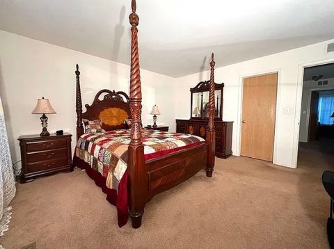 Tiny photo for 752 S Parkside Drive, Round Lake, IL 60073 (MLS # 12598700)