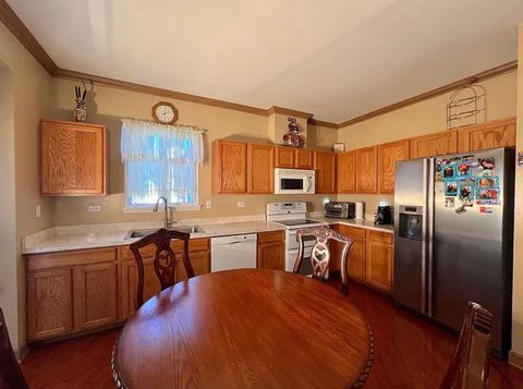 Tiny photo for 752 S Parkside Drive, Round Lake, IL 60073 (MLS # 12598700)
