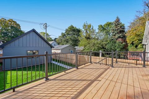 Tiny photo for 2422 Grant Street, Evanston, IL 60201 (MLS # 12531262)