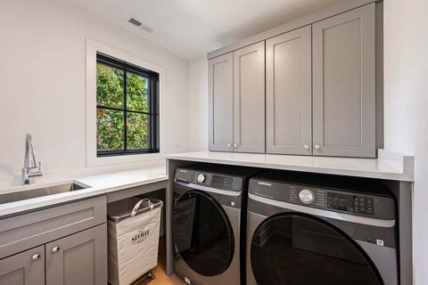 Tiny photo for 2422 Grant Street, Evanston, IL 60201 (MLS # 12531262)