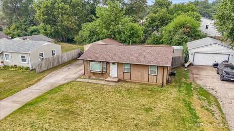 Tiny photo for 1106 Emerald Lane, Machesney Park, IL 61115 (MLS # 12727749)