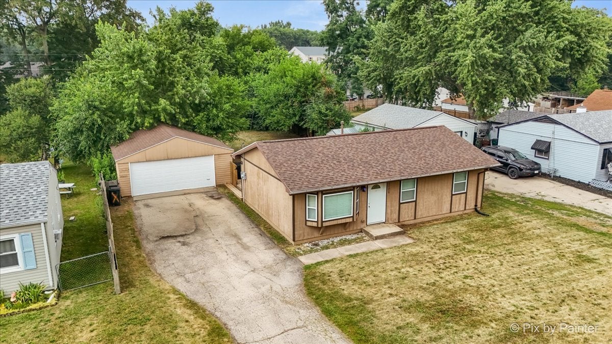 1106 Emerald Lane
