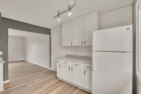 Tiny photo for 3206 MAGNOLIA Court, Bettendorf, IA 52722 (MLS # 12607383)