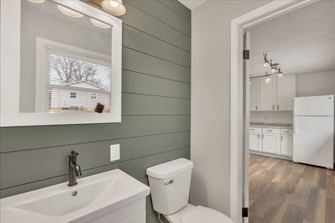 Tiny photo for 3206 MAGNOLIA Court, Bettendorf, IA 52722 (MLS # 12607383)