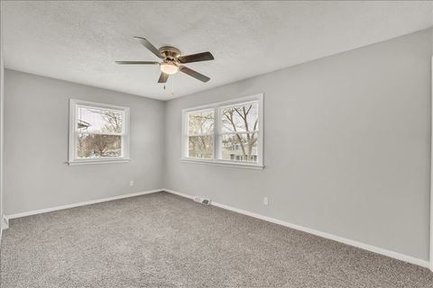 Tiny photo for 3206 MAGNOLIA Court, Bettendorf, IA 52722 (MLS # 12607383)