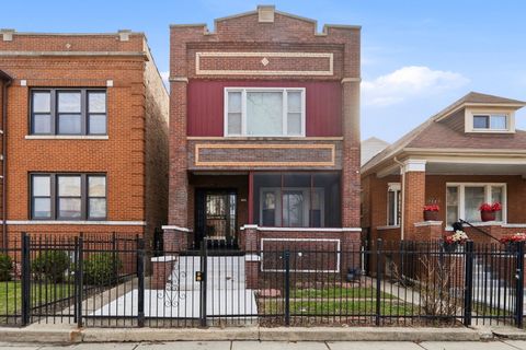 7923 S Carpenter Street Chicago IL 60620