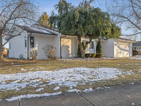 Tiny photo for 5226 Arbutus Road, Rockford, IL 61107 (MLS # 12535198)
