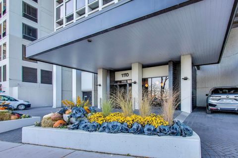 Tiny photo for 1110 N Lake Shore Drive #3N, Chicago, IL 60611 (MLS # 12520869)