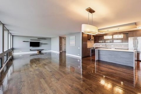 Tiny photo for 1110 N Lake Shore Drive #3N, Chicago, IL 60611 (MLS # 12520869)