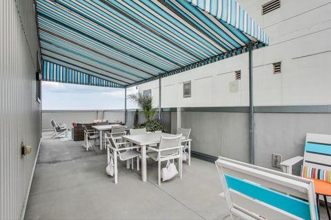 Tiny photo for 1110 N Lake Shore Drive #3N, Chicago, IL 60611 (MLS # 12520869)