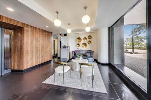 Tiny photo for 1110 N Lake Shore Drive #3N, Chicago, IL 60611 (MLS # 12520869)