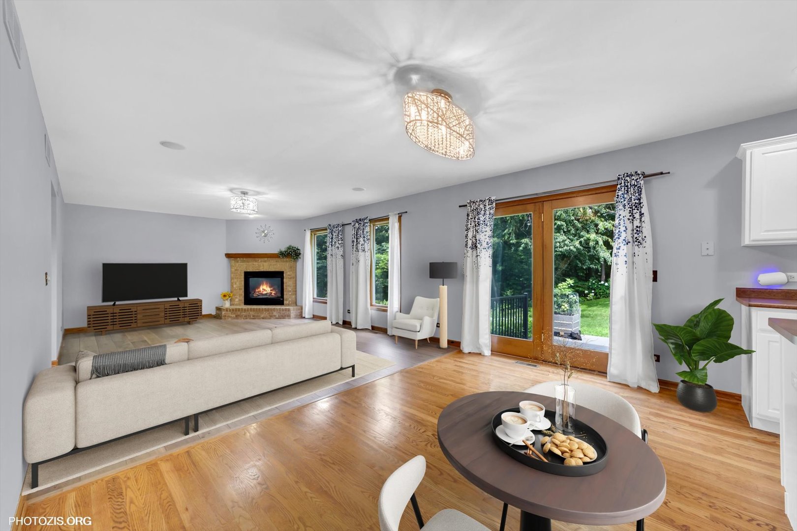 1317 Winslow Circle