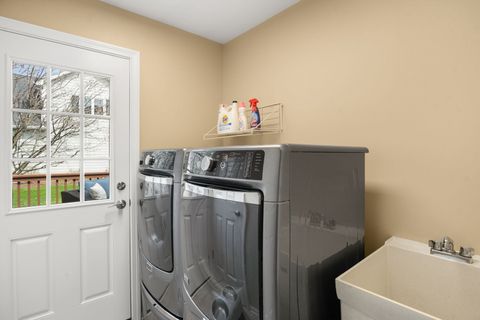 Tiny photo for 221 Sauk Drive, Batavia, IL 60510 (MLS # 12614997)