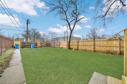 Tiny photo for 5700 S Lowe Avenue, Chicago, IL 60621 (MLS # 12619338)