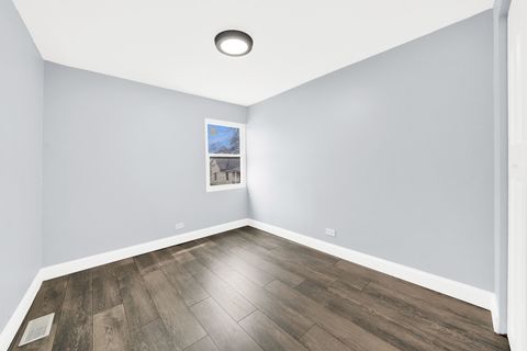 Tiny photo for 5700 S Lowe Avenue, Chicago, IL 60621 (MLS # 12619338)