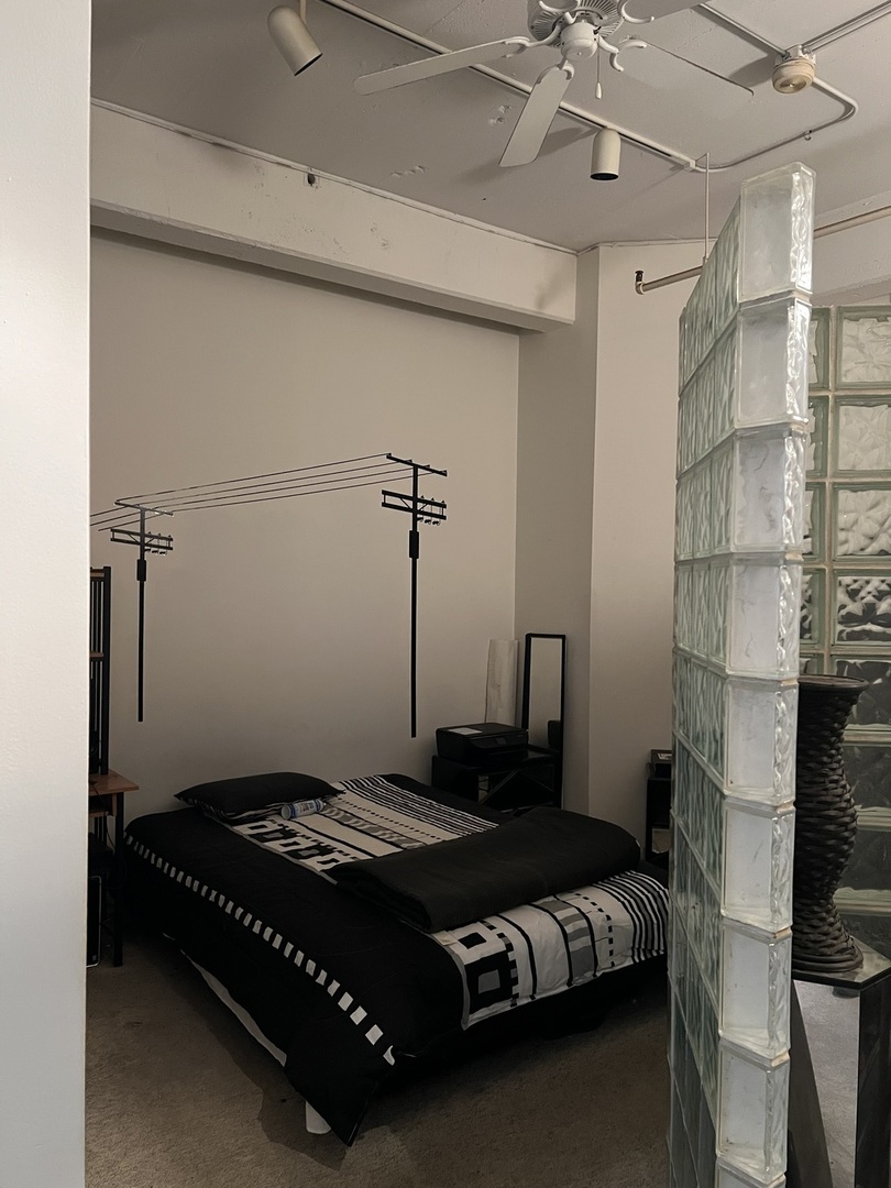 124 W Polk Street 503