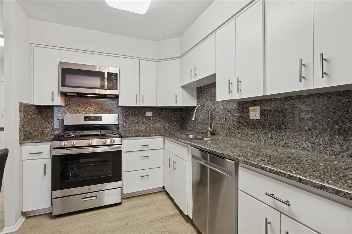 1230 Park Avenue W 213