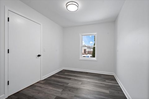 Tiny photo for 7241 N Mcvicker Avenue, Chicago, IL 60646 (MLS # 12536485)