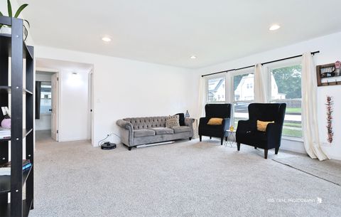 Tiny photo for 1000 Pine Street, Waukegan, IL 60085 (MLS # 12448965)