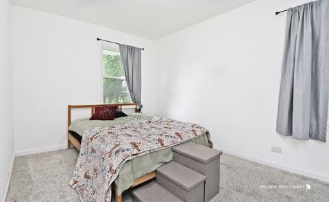 Tiny photo for 1000 Pine Street, Waukegan, IL 60085 (MLS # 12448965)