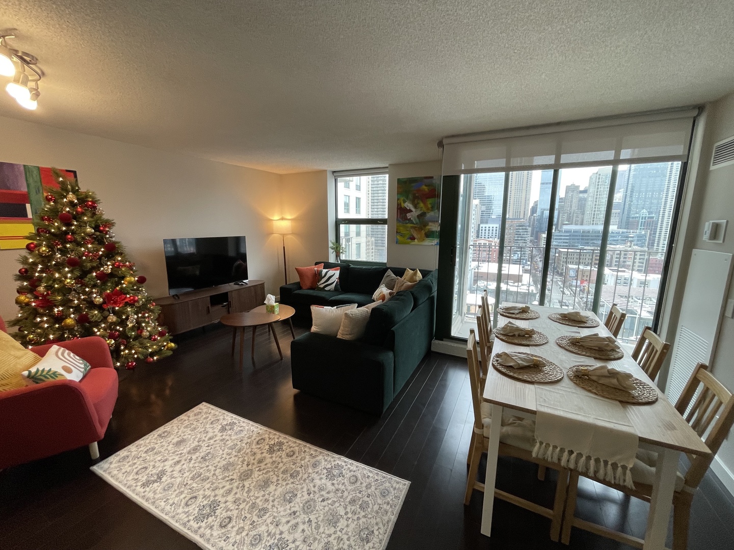 77 W Huron Street 1803