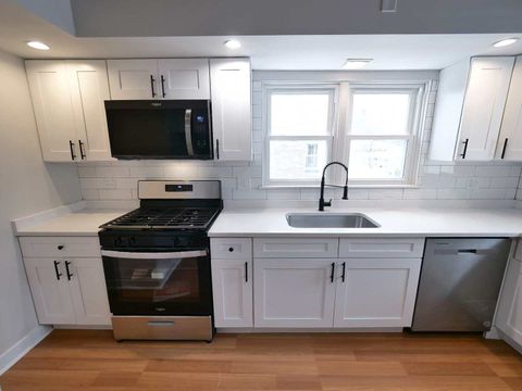 Tiny photo for 2926 Prairie Avenue, Brookfield, IL 60513 (MLS # 12527228)