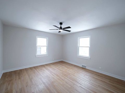 Tiny photo for 2926 Prairie Avenue, Brookfield, IL 60513 (MLS # 12527228)