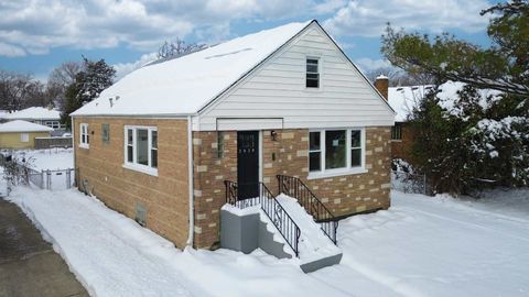 Photo of 2926 Prairie Avenue, Brookfield, IL 60513 (MLS # 12527228)