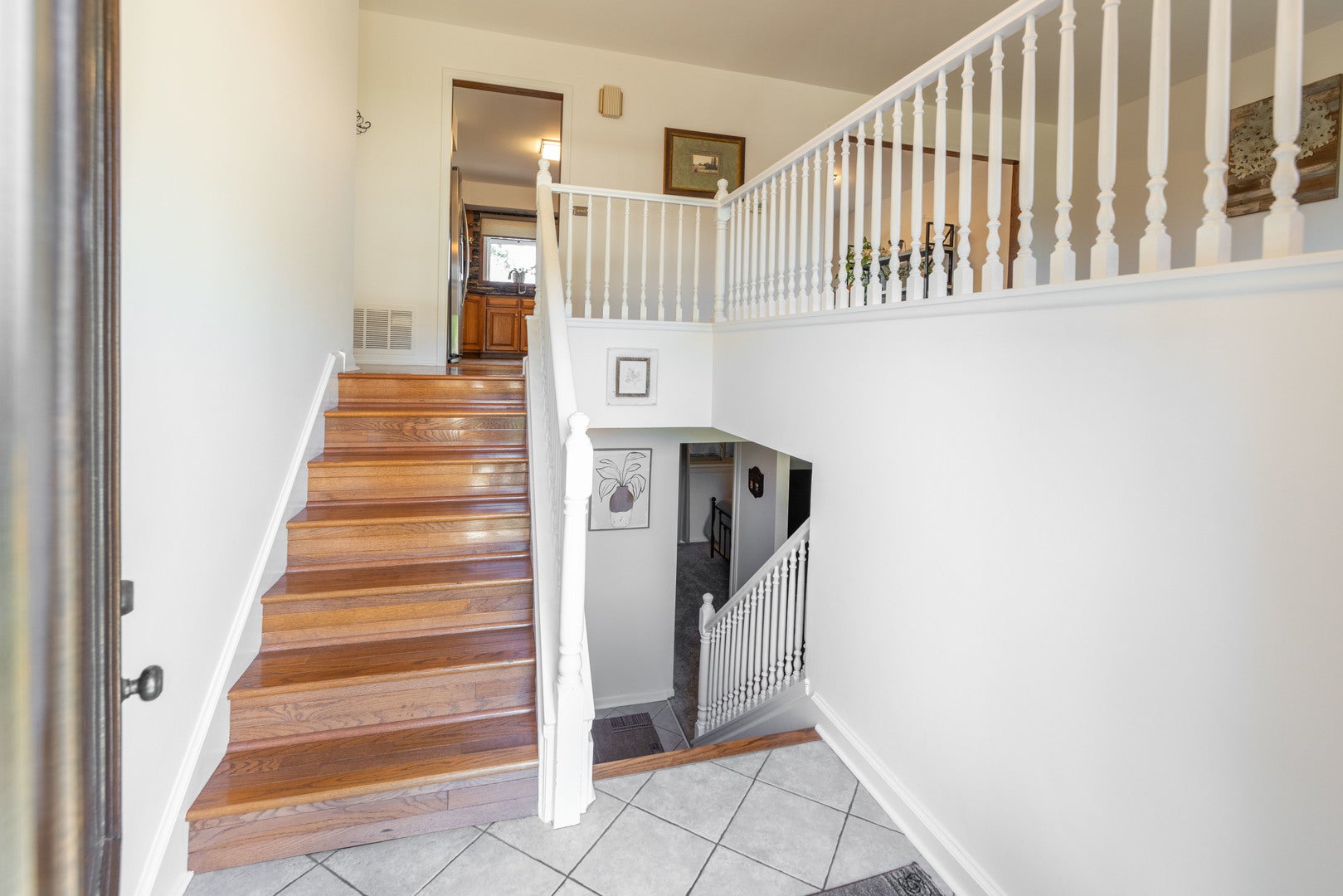2 Oakwood Drive