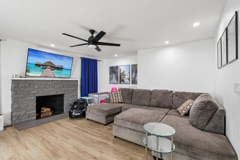 Tiny photo for 905 S Martin Luther King Jr Avenue, Waukegan, IL 60085 (MLS # 12613662)