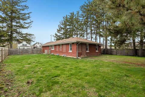 Tiny photo for 905 S Martin Luther King Jr Avenue, Waukegan, IL 60085 (MLS # 12613662)