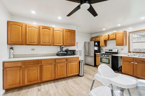 Tiny photo for 905 S Martin Luther King Jr Avenue, Waukegan, IL 60085 (MLS # 12613662)