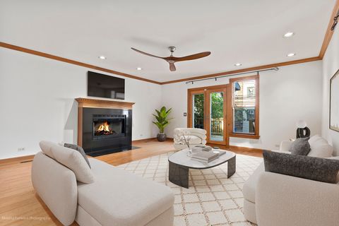 Tiny photo for 5338 N Ashland Avenue, Chicago, IL 60640 (MLS # 12457513)