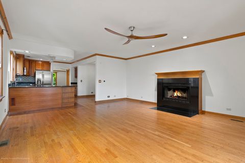 Tiny photo for 5338 N Ashland Avenue, Chicago, IL 60640 (MLS # 12457513)