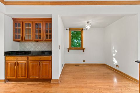 Tiny photo for 5338 N Ashland Avenue, Chicago, IL 60640 (MLS # 12457513)