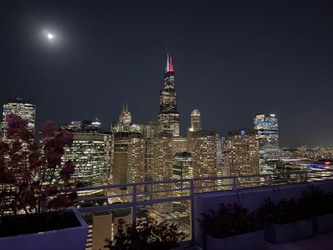 Tiny photo for 737 W Washington Boulevard #1209, Chicago, IL 60661 (MLS # 12620967)