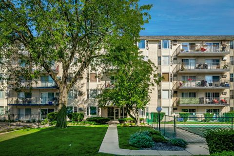 Photo of 5510 LINCOLN Avenue #101, Morton Grove, IL 60053 (MLS # 12484861)