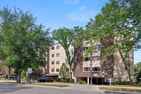 835 Ridge Avenue 408 Evanston IL 60202